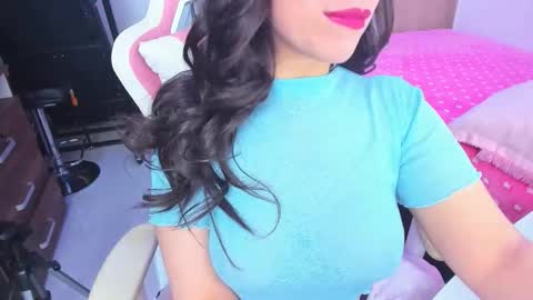 redski77 online show from 04/16/26, 06:47