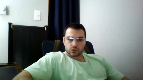 redstar461163 online show from 12/09/24, 02:06