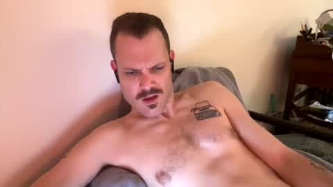 Snapshot of reed_thomas chatting on 01/16/25, 07:38 Reed Thomas online show from 01/16/25, 07:38