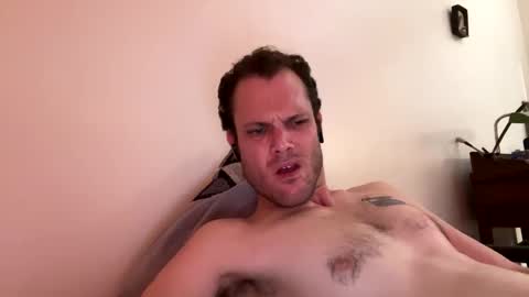 Snapshot of reed_thomas chatting on 10/20/25, 10:54 Reed Thomas online show from 10/20/25, 10:54