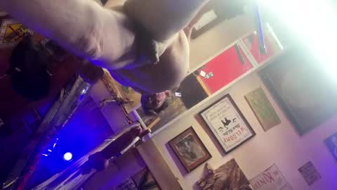 Lee online show from 02/17/26, 06:10