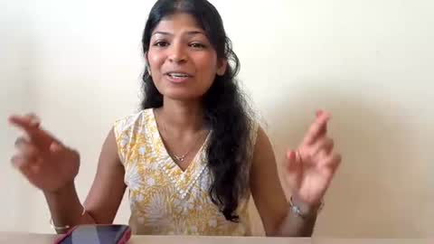 Snapshot of reenakeeny chatting on 07/29/26, 10:57 Alika online show from 07/29/26, 10:57