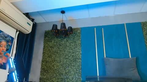 Snapshot of reenekortney chatting on 09/10/25, 05:18 reenekortney online show from 09/10/25, 05:18