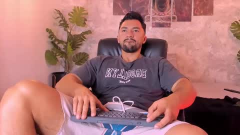 Regan online show from 03/12/25, 10:48