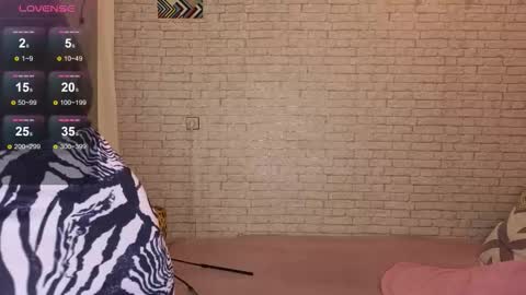 ReginaHawkinss online show from 01/13/26, 08:52