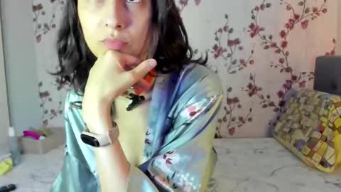 Alisa online show from 10/27/25, 07:56