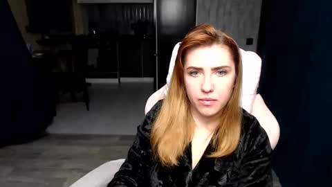 Regina online show from 11/28/25, 01:08