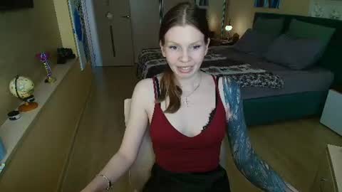 Snapshot of reginasparkle chatting on 06/18/26, 08:47 Regina online show from 06/18/26, 08:47