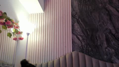 reginavegaa online show from 03/06/25, 06:05