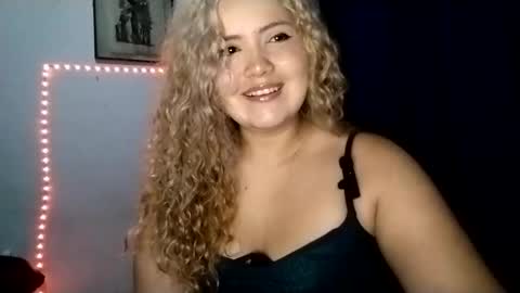 Tania Nixx online show from 02/26/25, 07:09