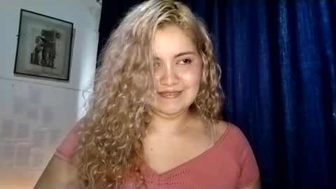 Tania Nixx online show from 03/12/25, 10:39