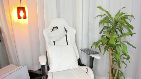  REICHEL  online show from 01/13/25, 06:38