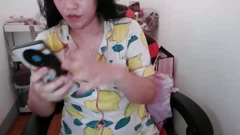 reign2525 online show from 11/22/25, 05:28