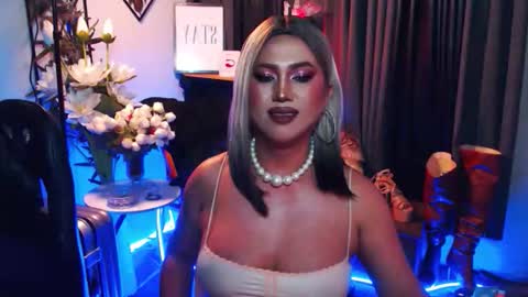 Red Ivy online show from 03/19/26, 07:29