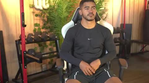 Reik online show from 12/15/25, 12:20