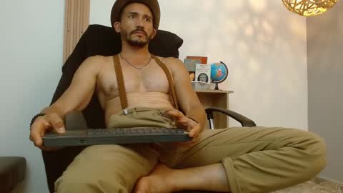   REIKO  online show from 02/06/25, 12:33