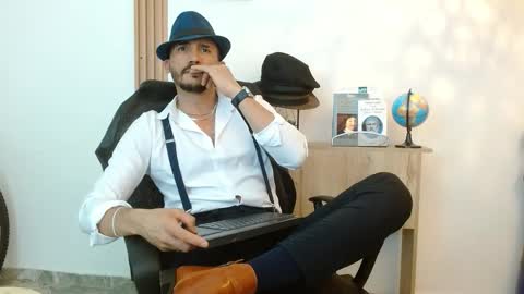   REIKO  online show from 09/29/25, 06:46