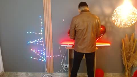   REIKO  online show from 02/16/26, 02:13