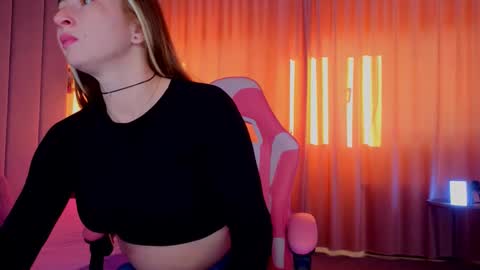 reina cummings online show from 11/02/25, 07:00