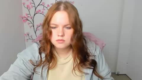 Reina online show from 01/19/26, 12:09