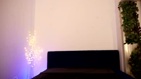 Elly online show from 04/01/26, 06:14