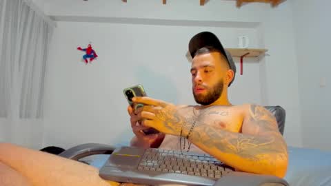 Rmy Steen online show from 10/05/25, 01:04