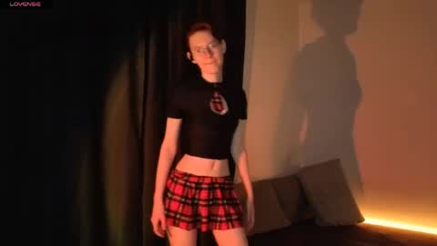 Claire online show from 05/31/26, 03:52