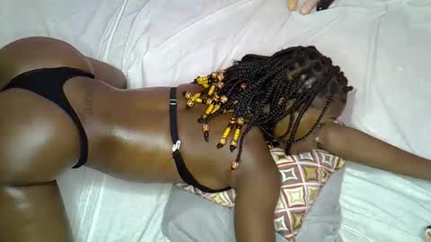 renal_queen online show from 09/09/25, 07:19