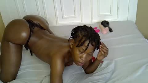 renal_queen online show from 01/10/26, 07:21