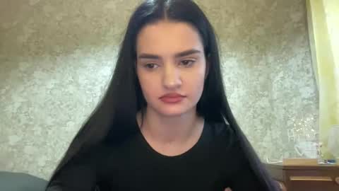 Snapshot of renata_a1 chatting on 10/30/25, 11:22 Renata online show from 10/30/25, 11:22