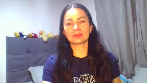 Snapshot of renata_hot1 chatting on 05/03/26, 12:49 renata_hot1 online show from 05/03/26, 12:49