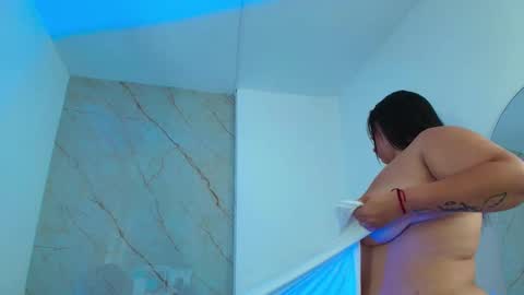 Renata  online show from 03/07/25, 10:45