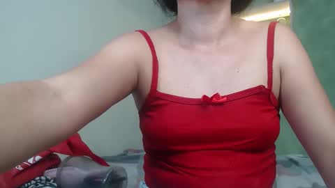 Snapshot of renata_rivas chatting on 05/13/26, 03:48 Renata Rivas online show from 05/13/26, 03:48