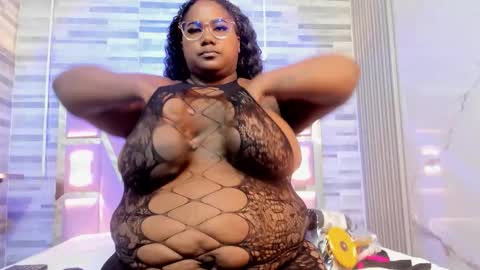 Snapshot of renatafoxter chatting on 02/12/26, 11:49 nataly online show from 02/12/26, 11:49