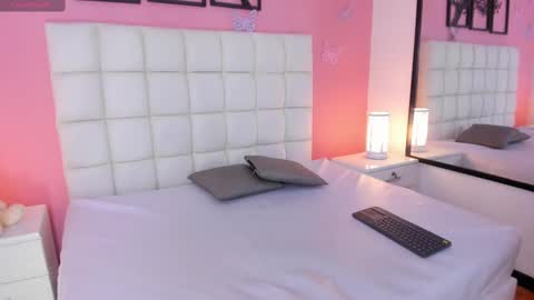 Renata online show from 03/07/25, 04:57