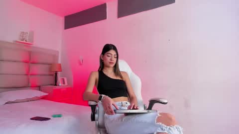 Renata online show from 12/14/25, 01:05