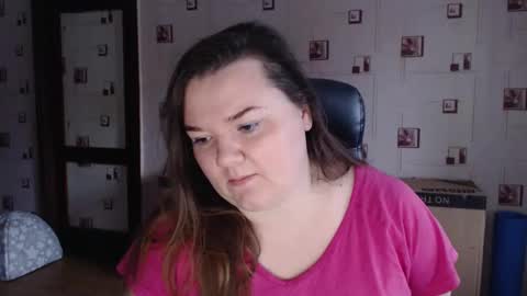 renataoia online show from 12/07/24, 12:13