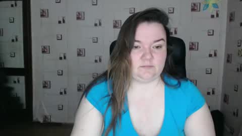 renataoia online show from 02/21/25, 06:15