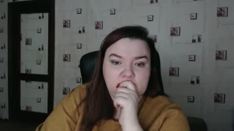 renataoia online show from 02/18/26, 06:59