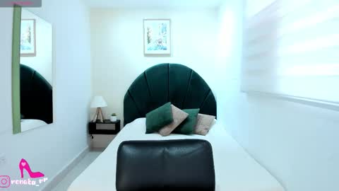      online show from 03/26/26, 12:00