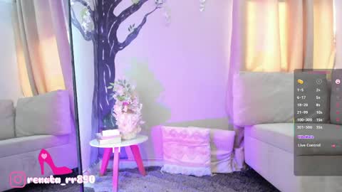 Snapshot of renataruiz_rr chatting on 06/03/26, 02:33 online show from 06/03/26, 02:33