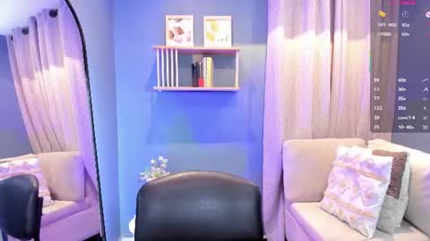 Snapshot of renataruiz_rr chatting on 07/09/26, 12:09 online show from 07/09/26, 12:09