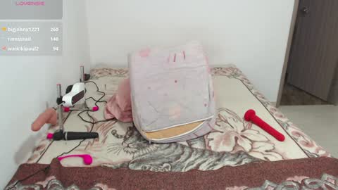 Snapshot of renathacohen chatting on 12/03/24, 10:29 sofia online show from 12/03/24, 10:29