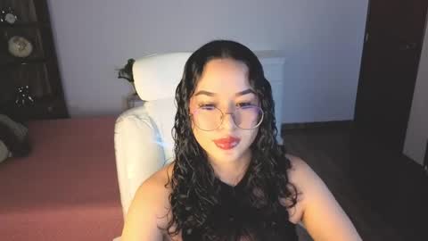 renaxi_smith online show from 04/30/26, 08:04