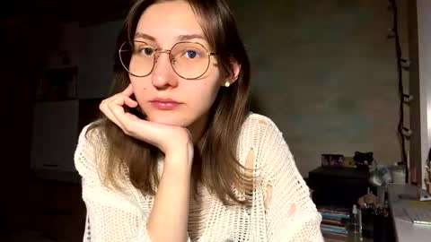 Snapshot of renayreisdorf chatting on 02/07/26, 04:33 Mia online show from 02/07/26, 04:33