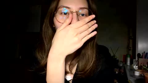 Mia online show from 03/17/26, 04:21