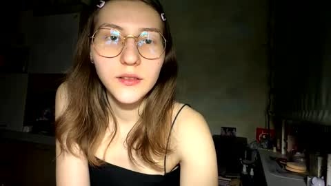 Mia online show from 03/27/26, 05:56