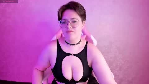 renee_turner online show from 01/15/25, 03:29