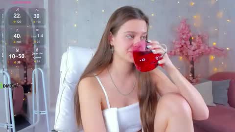 Renesmy online show from 02/05/26, 11:31