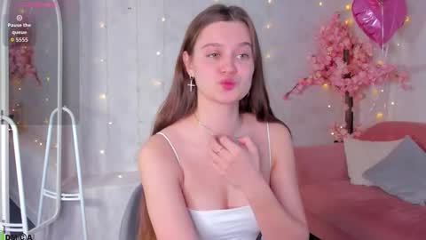 Renesmy online show from 02/18/26, 11:55